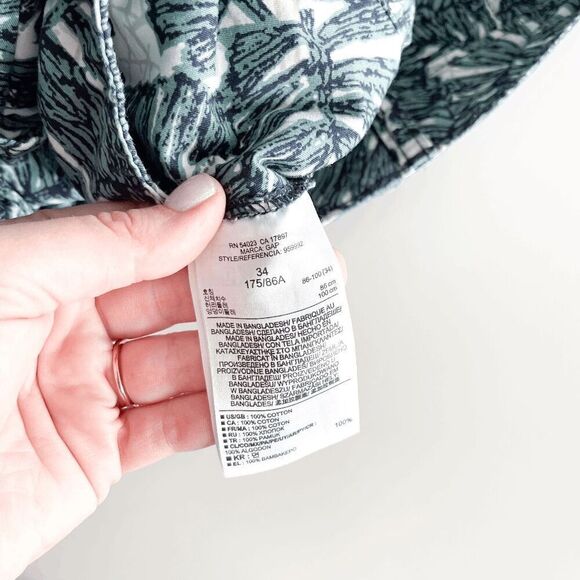 Gap Mens Reversible Bermuda Chino Floral Leaf Print Short Blue Green Size 34 - Picture 5 of 11